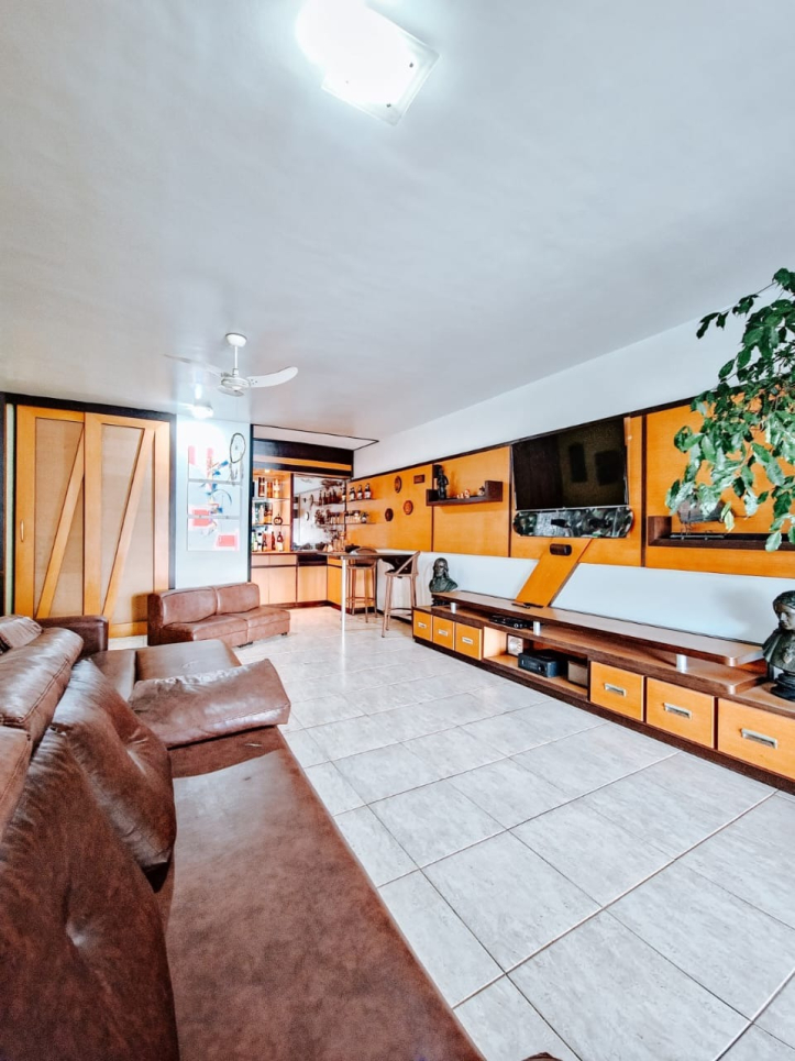 Cobertura, 3 quartos, 200 m² - Foto 2