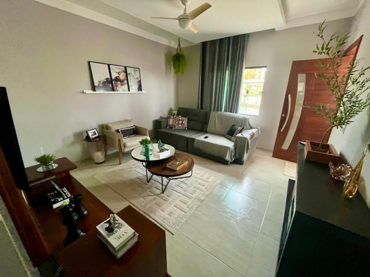 Casa, 3 quartos, 350 m² - Foto 1