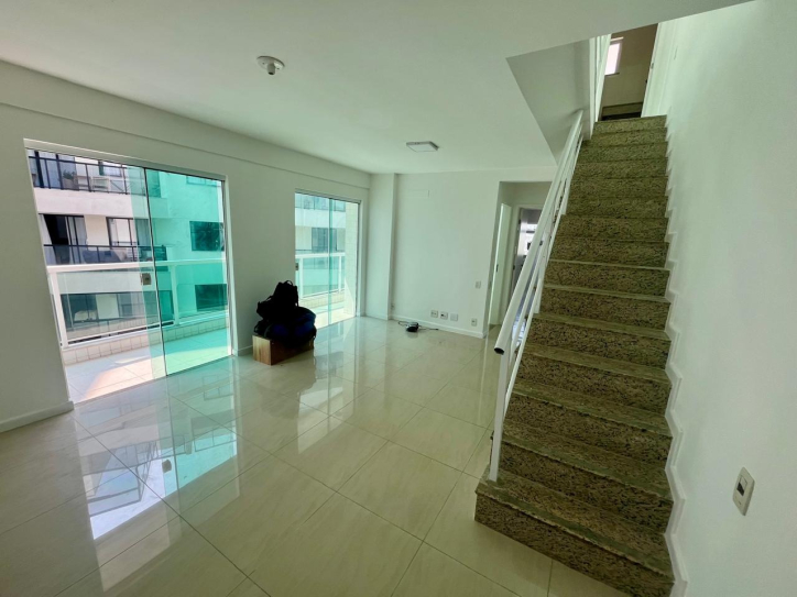 Cobertura, 3 quartos, 200 m² - Foto 1