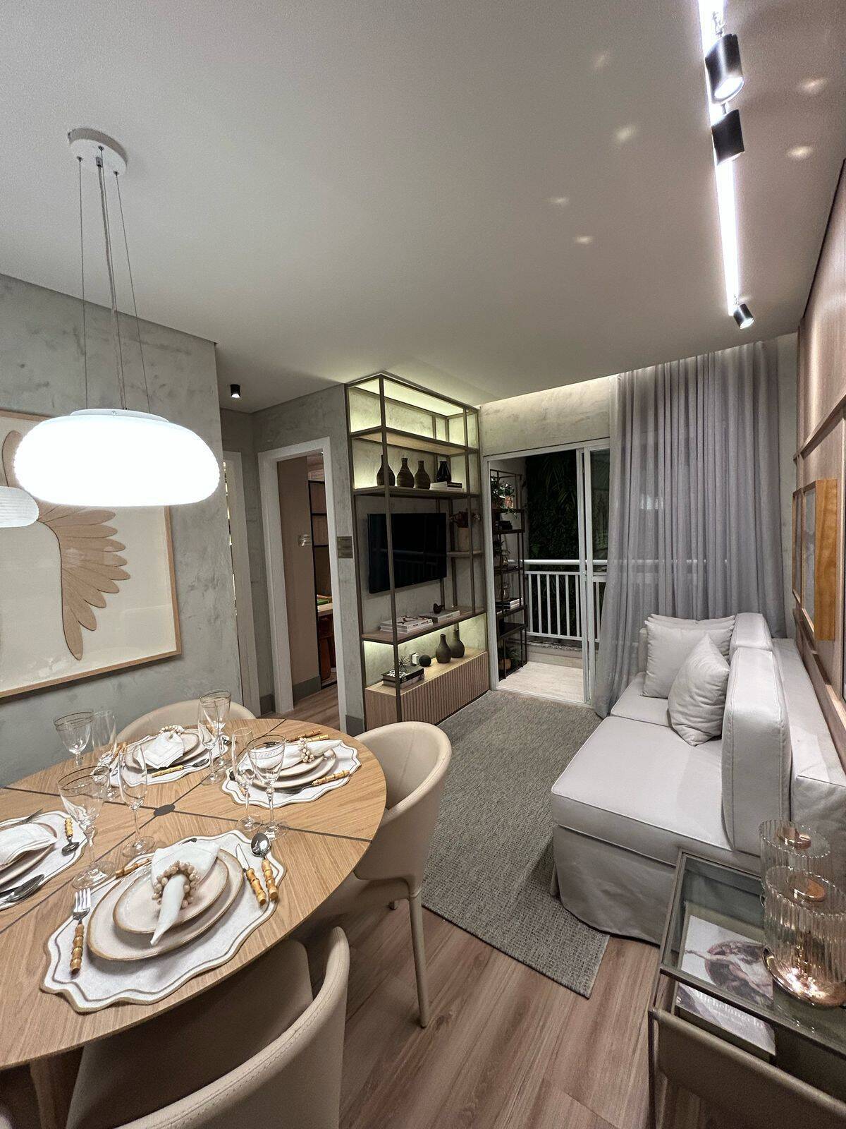 Apartamento à venda com 2 quartos, 439300m² - Foto 3