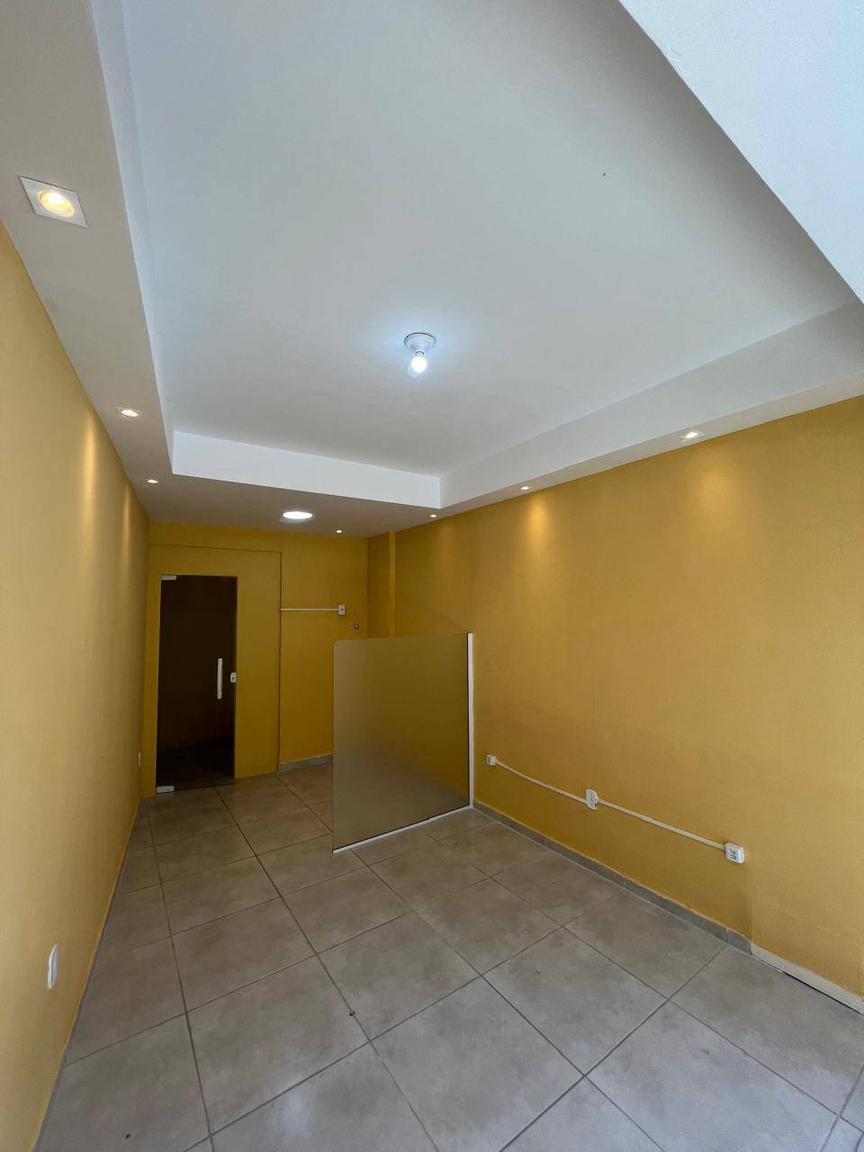 Loja-Salão, 25 m² - Foto 1