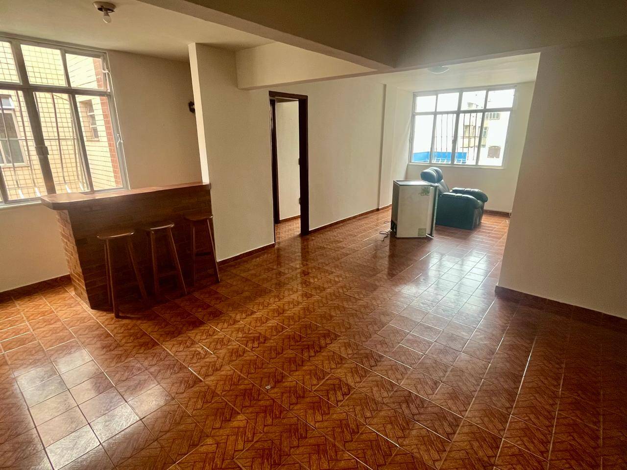 #883 - Apartamento para Locação em Cabo Frio - RJ