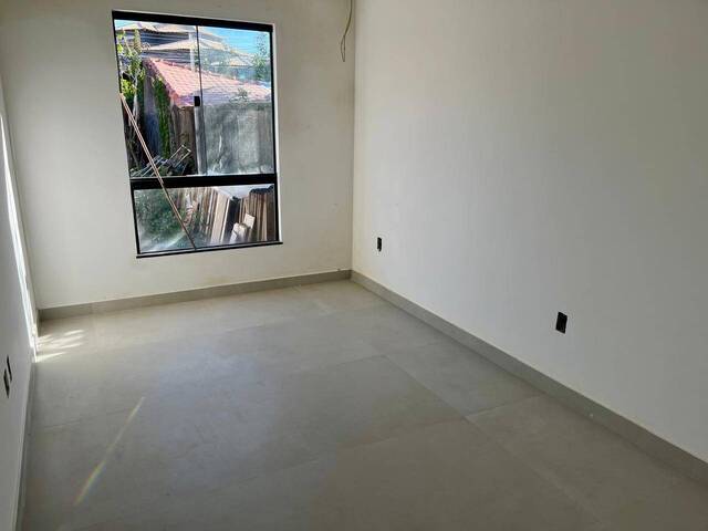 Apartamento para Venda em Cabo Frio - 4