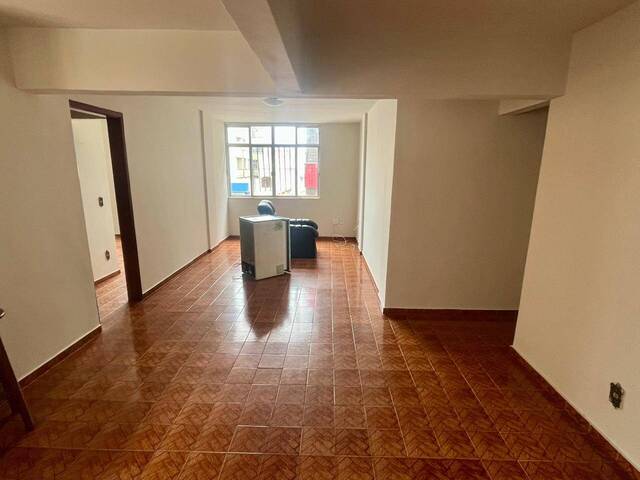 #883 - Apartamento para Locação em Cabo Frio - RJ - 2
